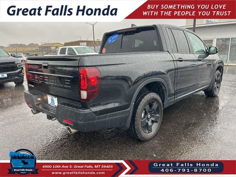Certified 2025 Honda Ridgeline Black Edition image 8