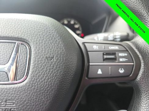 Used 2024 Honda HR-V LX image 44