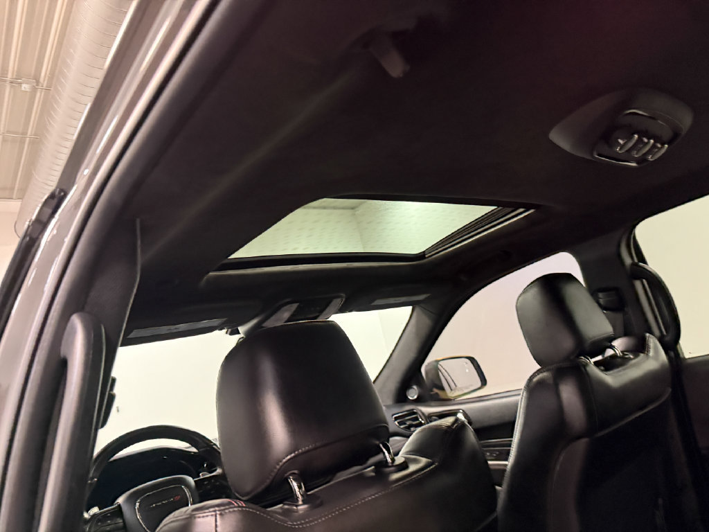 Used 2022 Dodge Durango R/T w/ Tow 'N Go Package AWD/4WD image 52