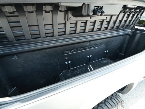 Used 2022 RAM 1500 Limited AWD/4WD image 13