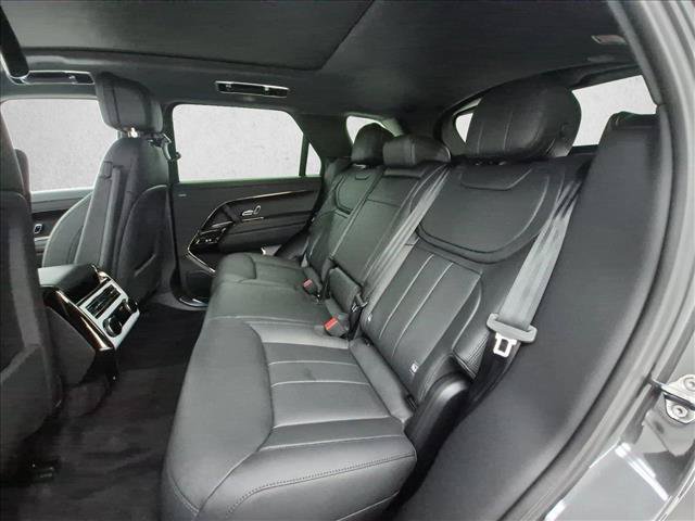 New 2027 Land Rover Range Rover Sport Dynamic SE AWD/4WD image 16