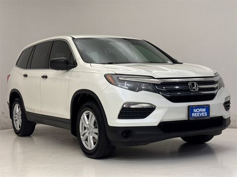 Used 2016 Honda Pilot LX image 4