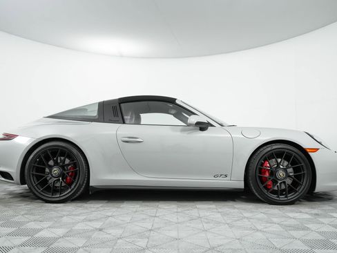 Used 2018 Porsche 911 Targa 4 GTS image 11