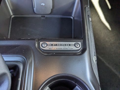 New 2025 Ford Bronco image 25