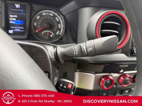 Used 2022 Toyota Tacoma SR AWD/4WD image 25