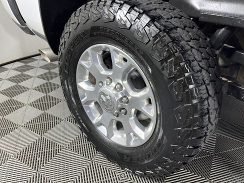 Used 2024 RAM 2500 Laramie w/ Safety Group AWD/4WD image 13