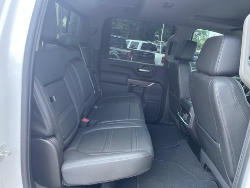 Used 2022 GMC Sierra 2500 Denali w/ Denali Ultimate Package AWD/4WD image 32