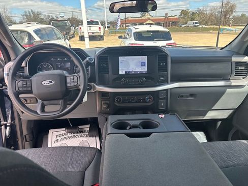 Used 2023 Ford F150 XLT image 13
