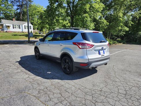 Used 2014 Ford Escape SE w/ Equipment Group 201A AWD/4WD image 17