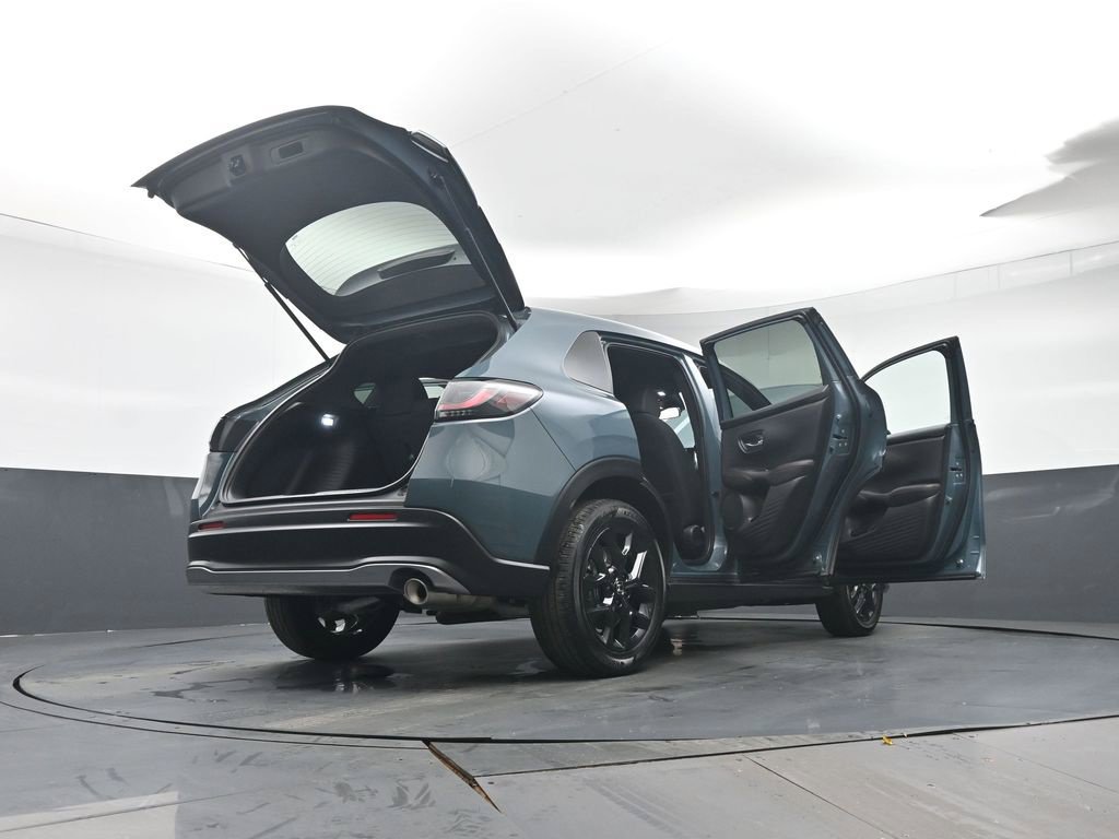 Certified 2025 Honda HR-V Sport image 46