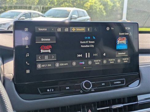 New 2025 Mitsubishi Outlander SE image 19