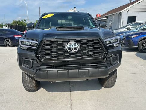 Used 2022 Toyota Tacoma TRD Pro AWD/4WD image 2