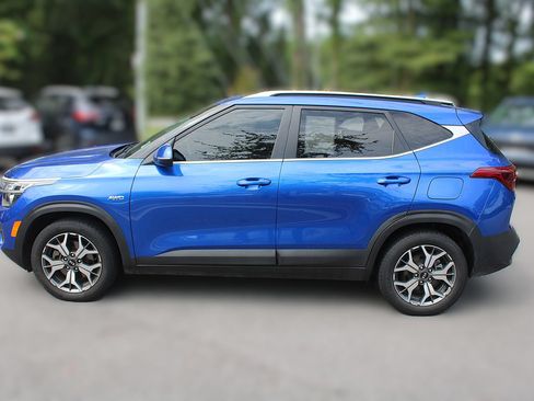 Used 2021 Kia Seltos EX AWD/4WD image 5