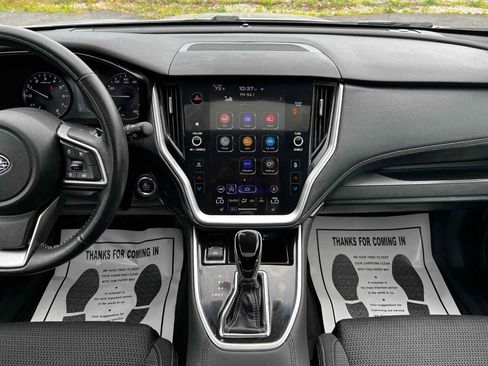 Used 2022 Subaru Outback Premium image 25