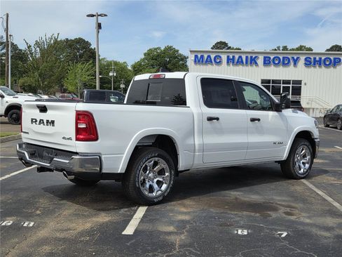 New 2026 RAM 1500 Big Horn AWD/4WD image 5