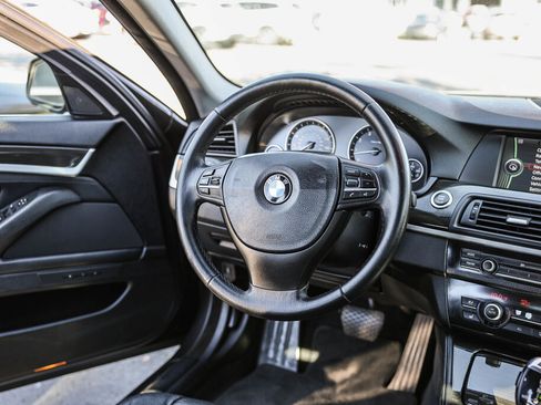 Used 2011 BMW 535i Sedan image 33