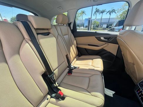 Used 2021 Audi Q7 2.0T Premium Plus w/ Executive Package AWD/4WD image 17