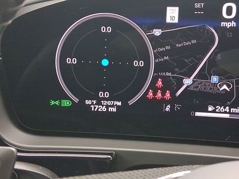 Certified 2025 Porsche Cayenne GTS image 22