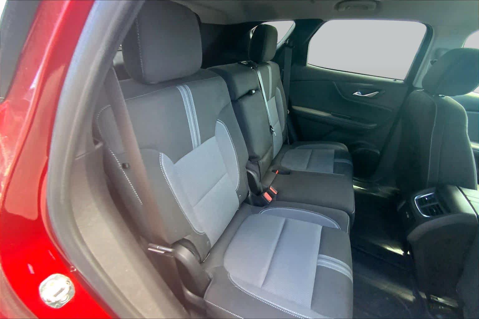Used 2024 Chevrolet Blazer LT w/ Convenience Package FWD image 19