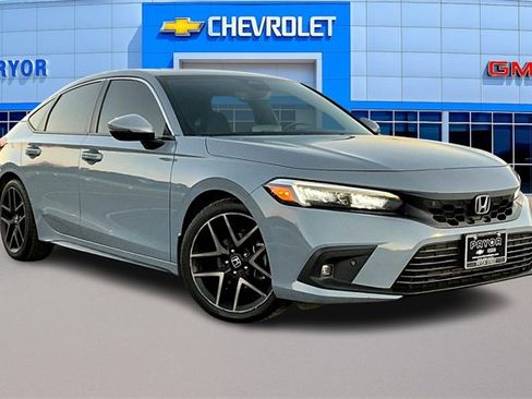 Used 2022 Honda Civic Sport Touring image 1