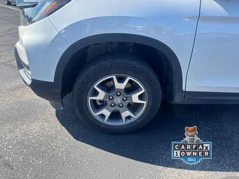 Used 2023 Honda Passport TrailSport image 12