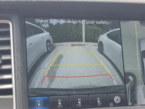 Used 2019 Genesis G80 3.3T Sport image 9