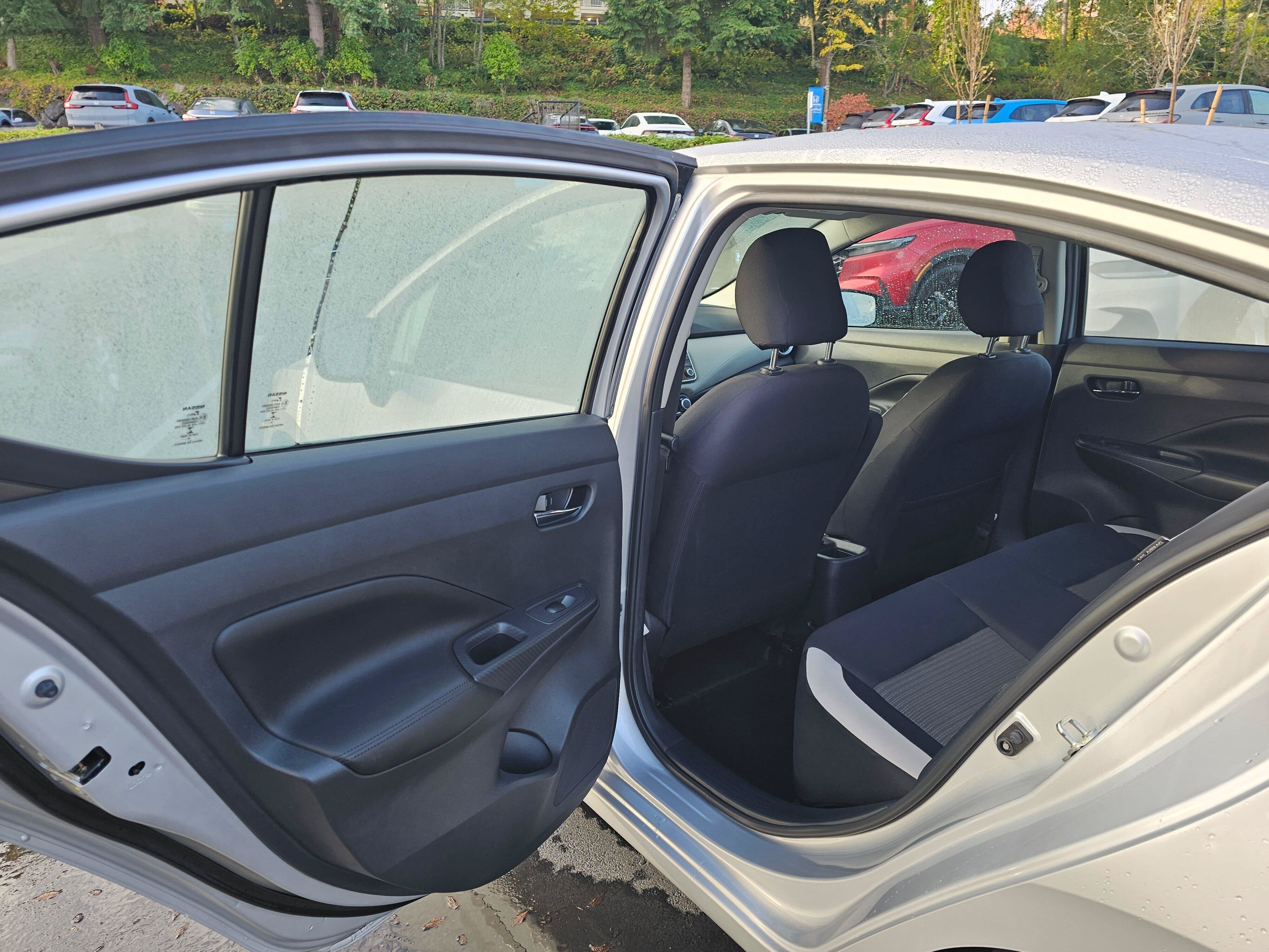 Used 2020 Nissan Versa SV FWD image 18