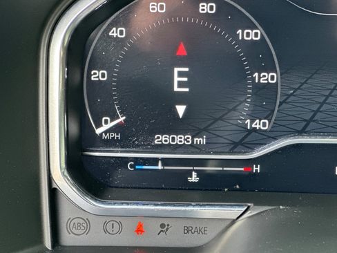 Used 2025 GMC Sierra 2500 Denali Ultimate w/ Snow Plow Prep/Camper Package image 39