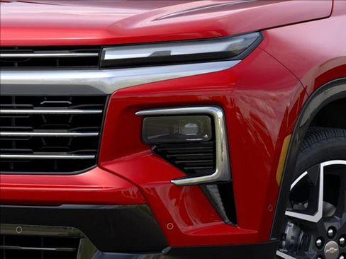 New 2026 Chevrolet Traverse High Country w/ LPO, Floor Liner Package FWD image 10