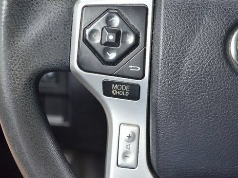 Used 2017 Toyota Tundra SR5 AWD/4WD image 20