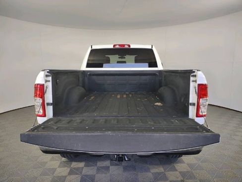 Used 2022 RAM 2500 Tradesman w/ Chrome Appearance Group AWD/4WD image 8