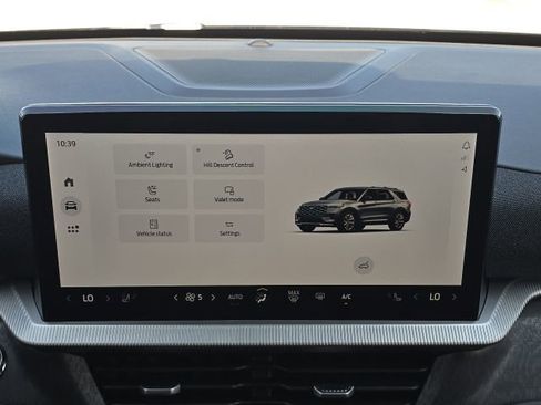 Used 2025 Ford Explorer Platinum w/ Ultimate Package image 35