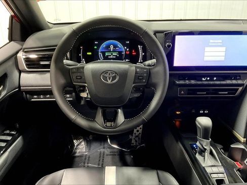 New 2026 Toyota Camry SE image 16