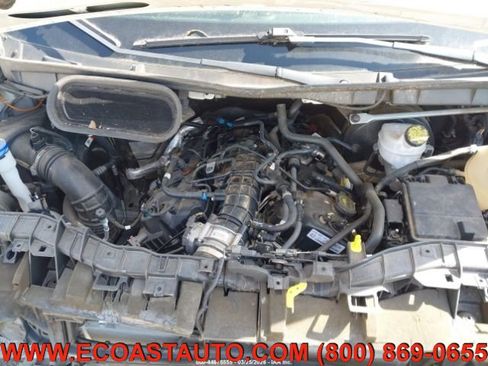 Used 2020 Ford Transit 350 XLT image 6