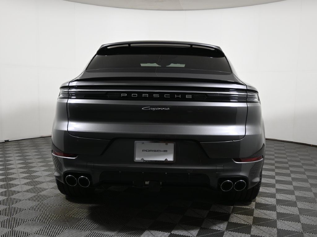 Used 2026 Porsche Cayenne Coupe AWD/4WD image 6