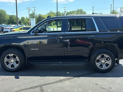 Used 2019 Chevrolet Tahoe LS w/ Enhanced Driver Alert Package AWD/4WD image 3