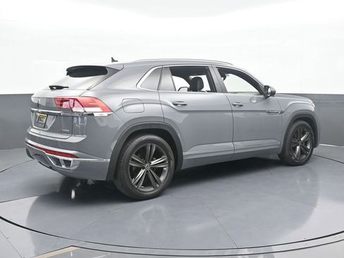 Used 2022 Volkswagen Atlas Cross Sport SEL R-Line image 6