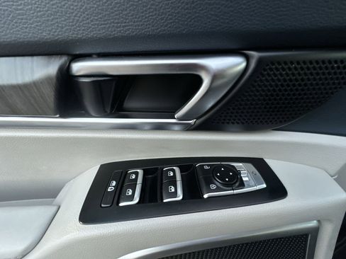 Used 2023 Kia Telluride EX image 12