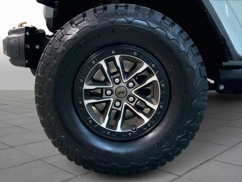 Used 2024 Jeep Wrangler Rubicon 392 image 10