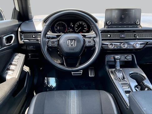 Used 2023 Honda Civic Sport image 6