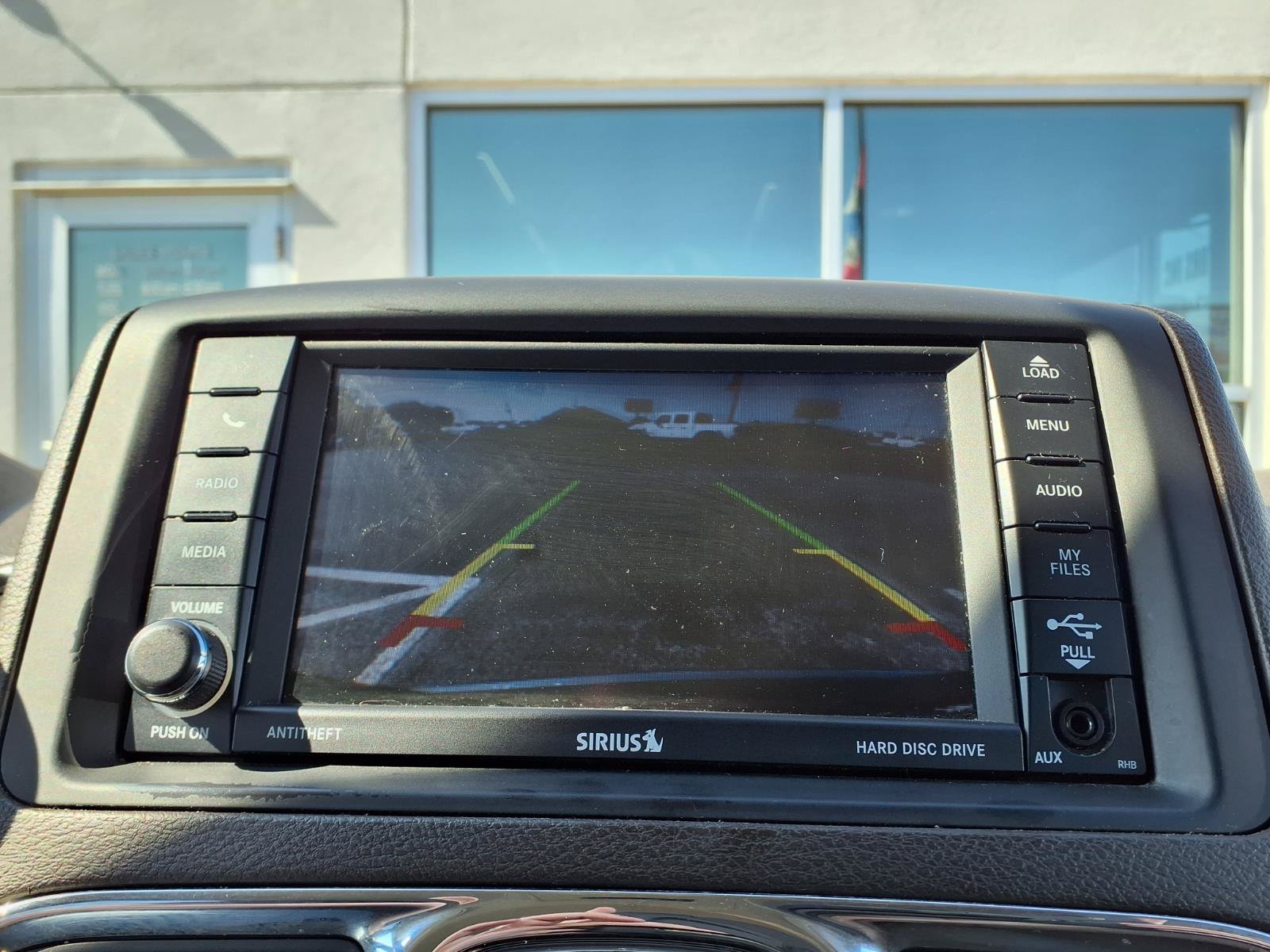 Used 2014 Chrysler Town & Country Touring FWD image 23