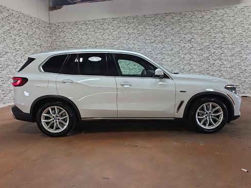 Used 2022 BMW X5 xDrive45e image 7