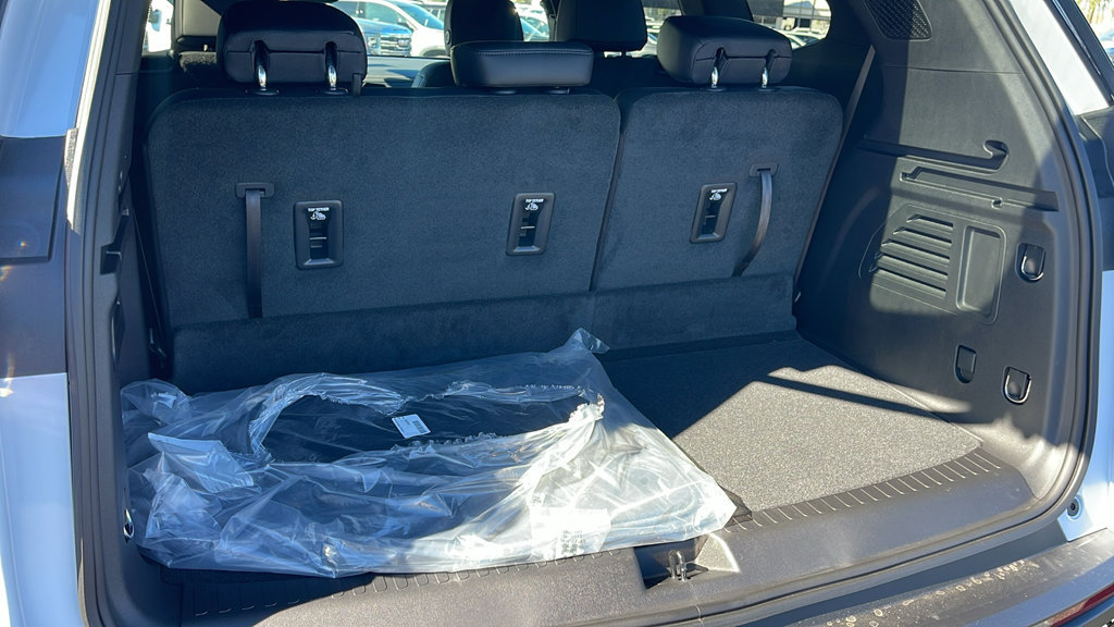 New 2026 GMC Acadia Elevation w/ Black Edition FWD image 25