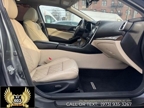 Used 2016 Nissan Maxima Platinum image 14