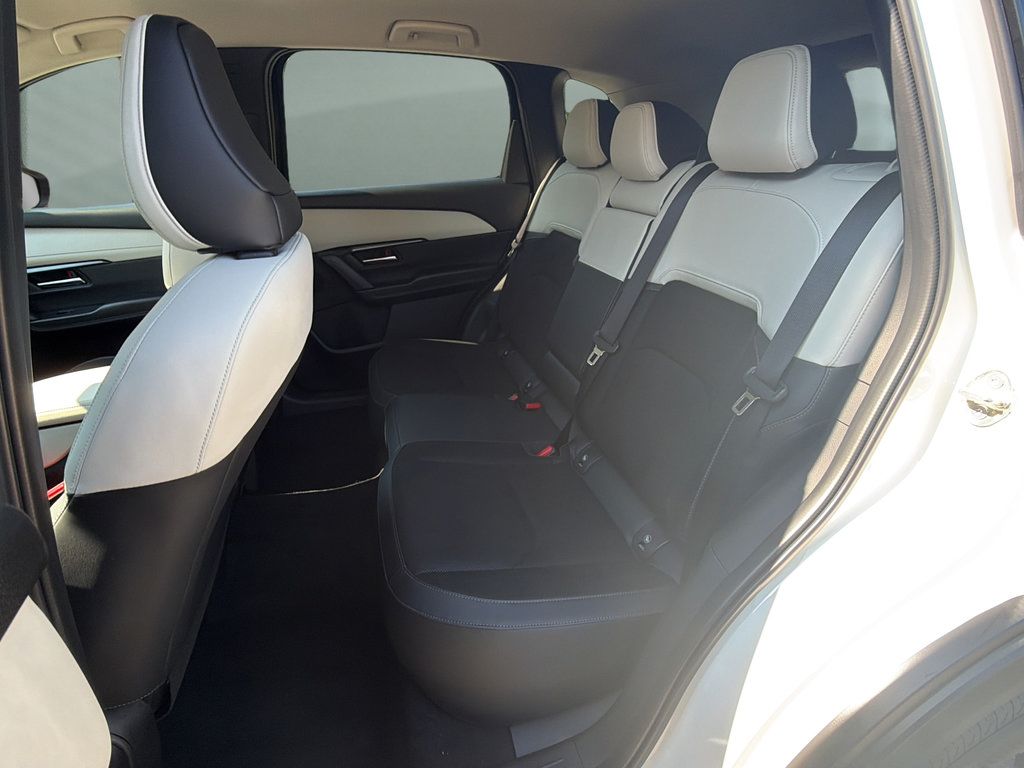 Certified 2026 MAZDA CX-5 Select AWD/4WD image 12