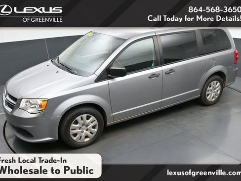 Used 2019 Dodge Grand Caravan SE FWD image 24