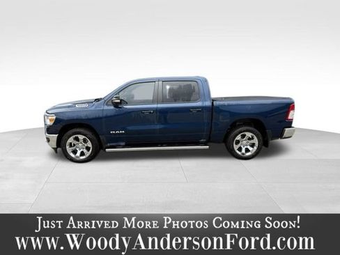 Used 2022 RAM 1500 Big Horn AWD/4WD image 3