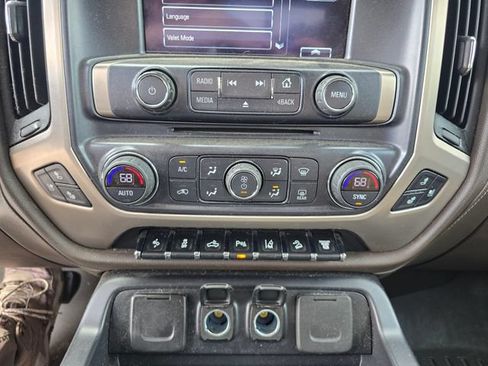 Used 2019 GMC Sierra 2500 Denali w/ Duramax Plus Package AWD/4WD image 22