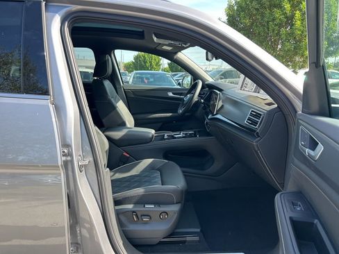New 2026 Volkswagen Atlas Cross Sport SEL Premium R-Line AWD/4WD image 43