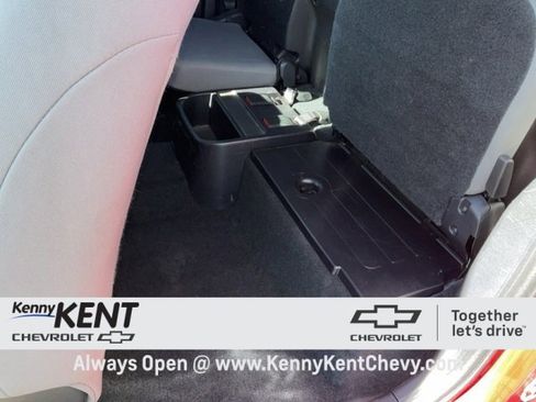 Used 2019 Toyota Tacoma SR w/ SX Package image 19